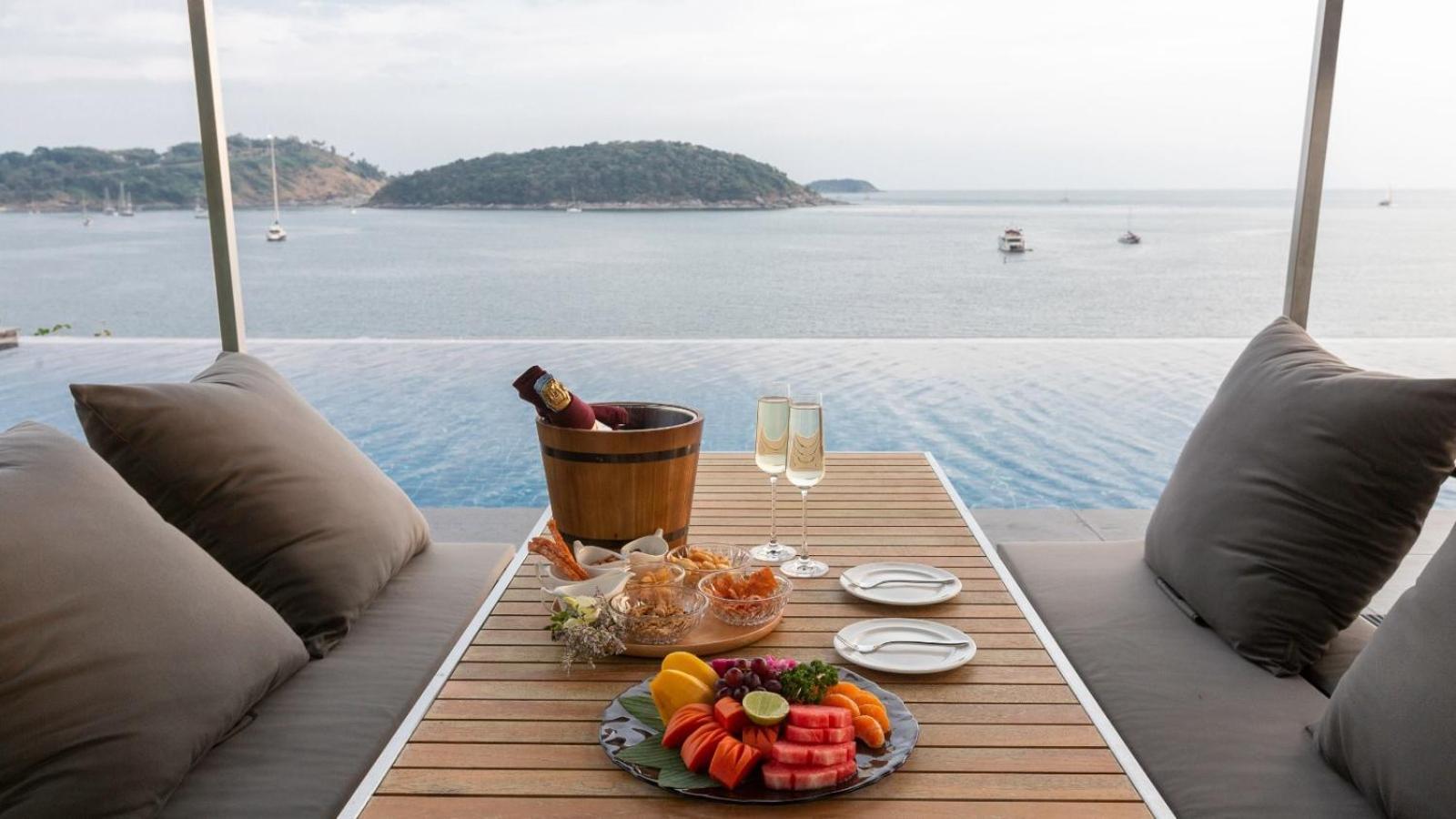 Villa Thousand Cliffs Nai Harn Eksteriør bilde